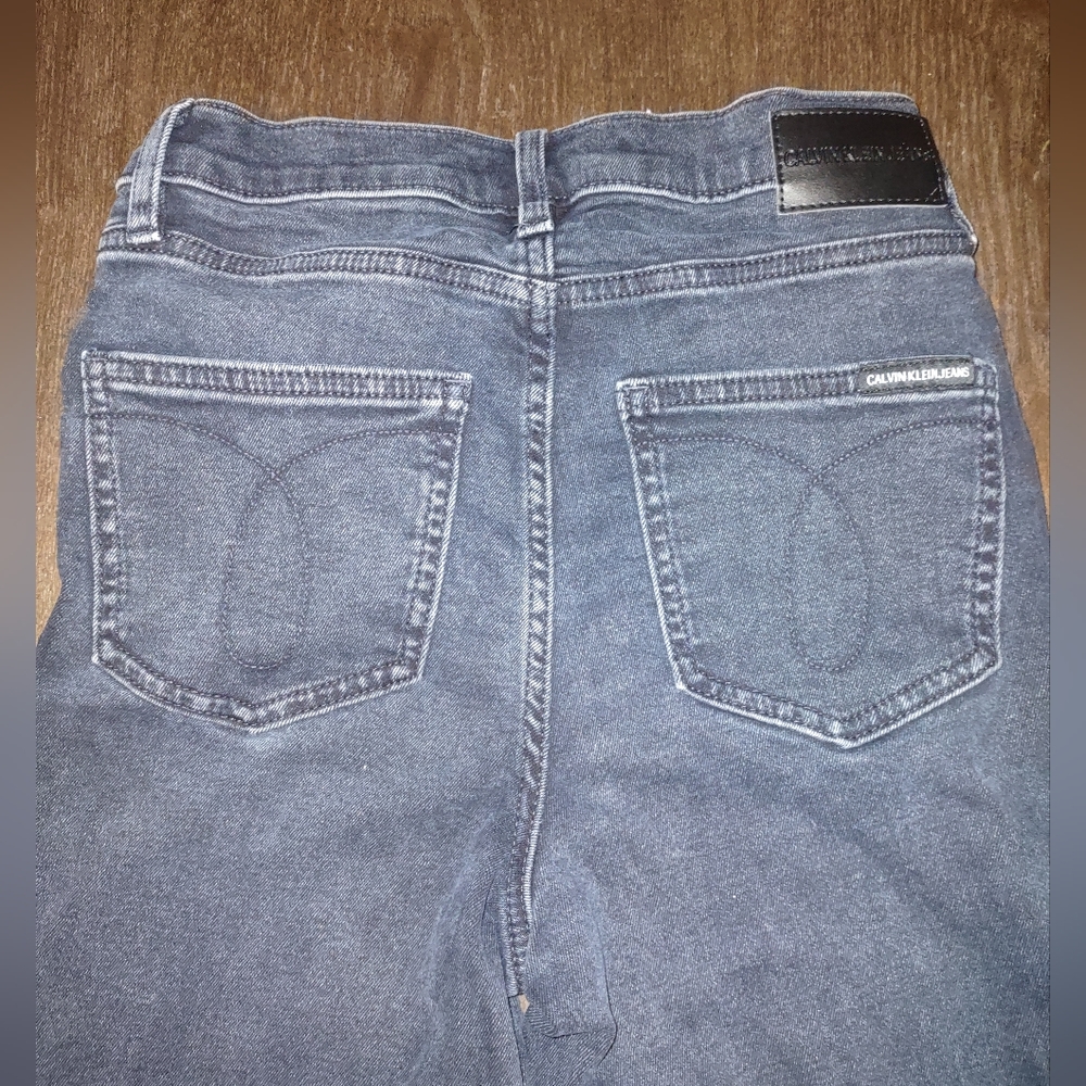 Calvin Klein Jeans - Picture 4 of 7